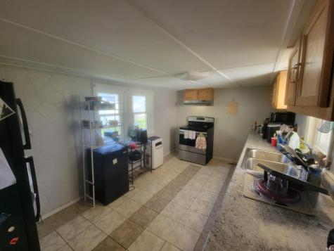 816 N Hickory Dunkirk IN 47336