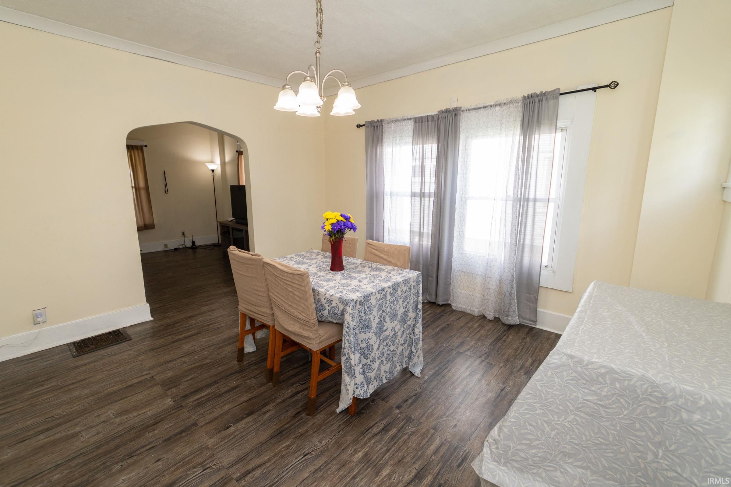 324 E 12th Street Mishawaka IN 46544