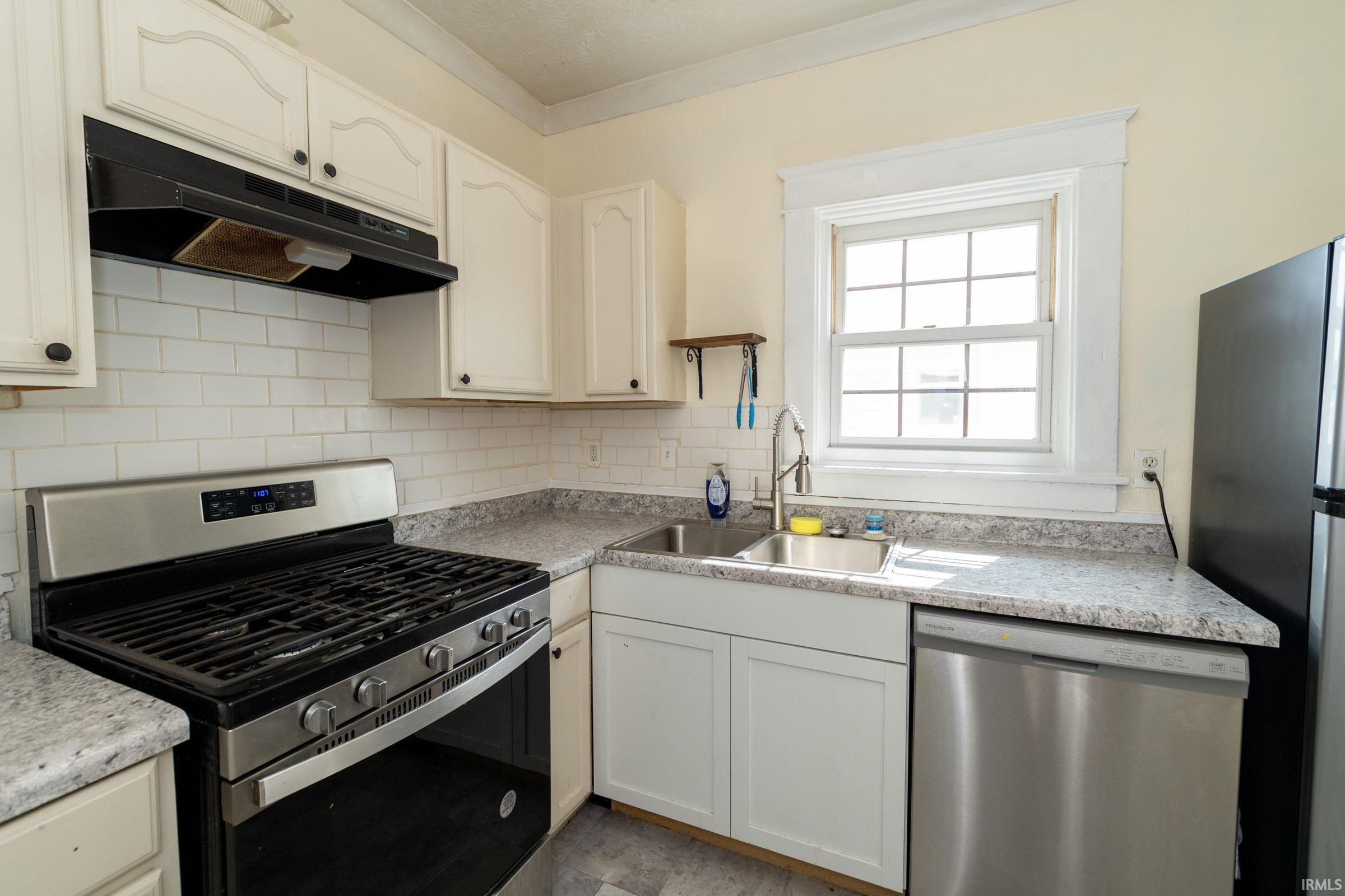 324 E 12th Street Mishawaka IN 46544