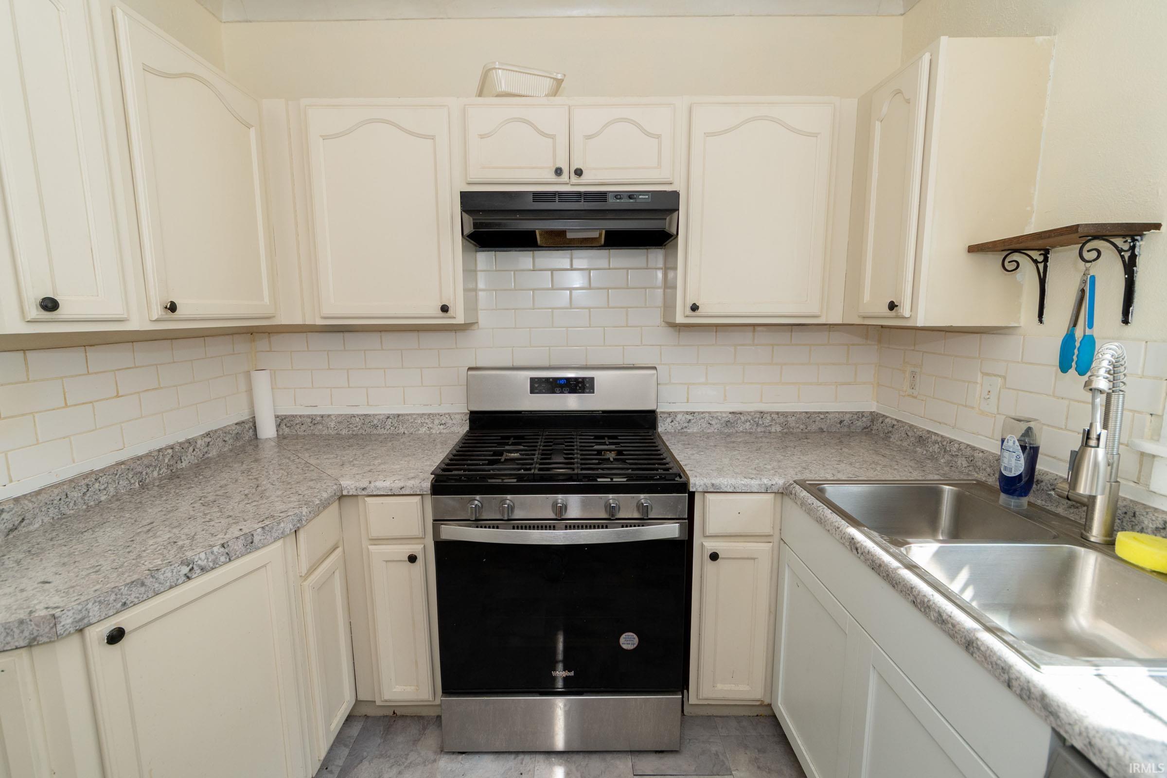 324 E 12th Street Mishawaka IN 46544