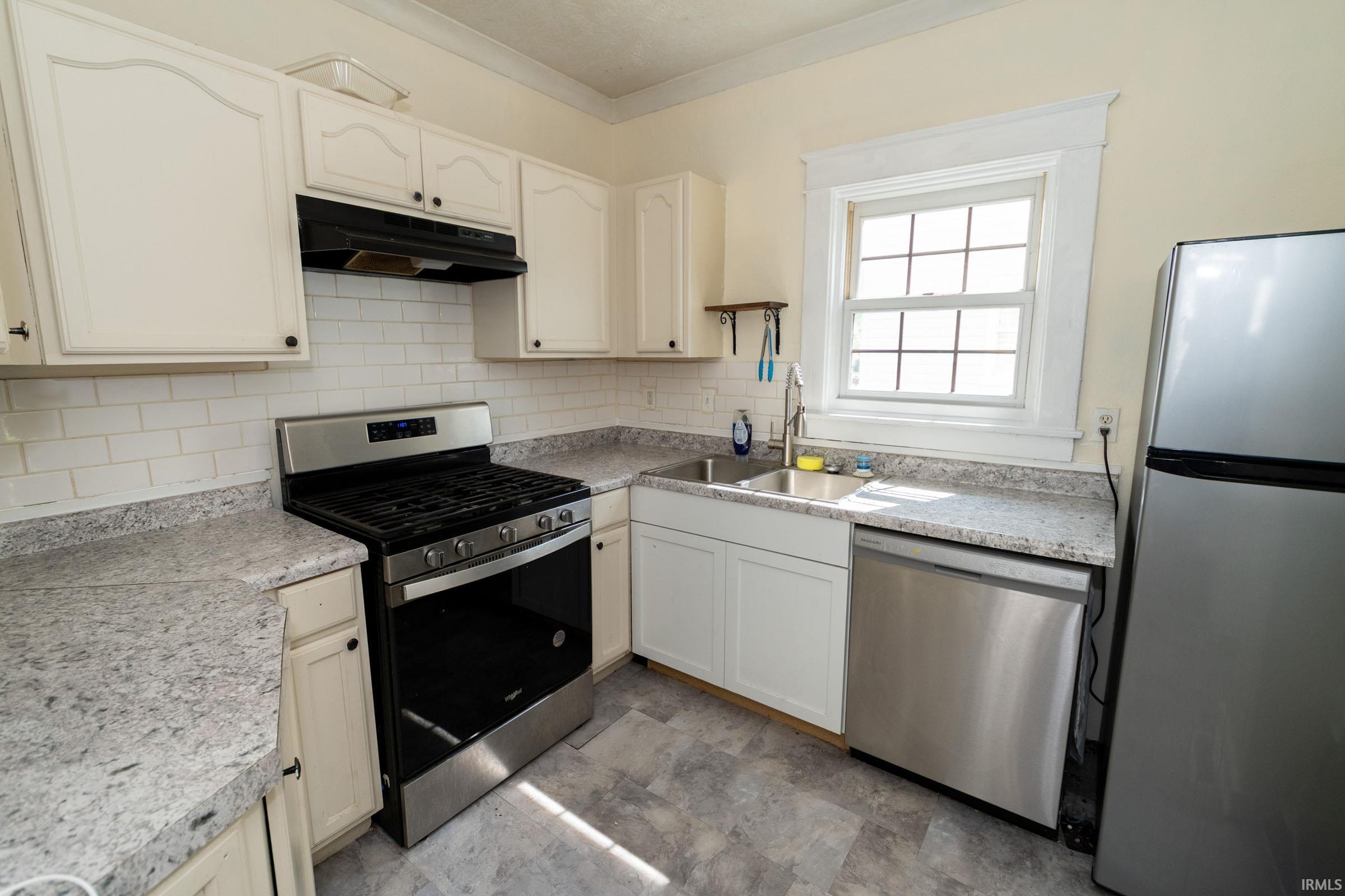 324 E 12th Street Mishawaka IN 46544