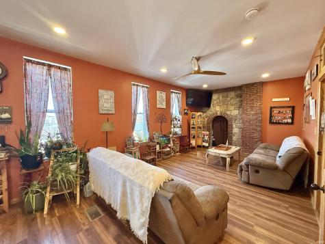200 E Columbia Street Evansville IN 47711