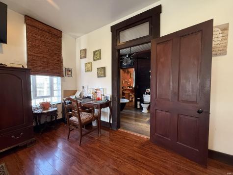 200 E Columbia Street Evansville IN 47711