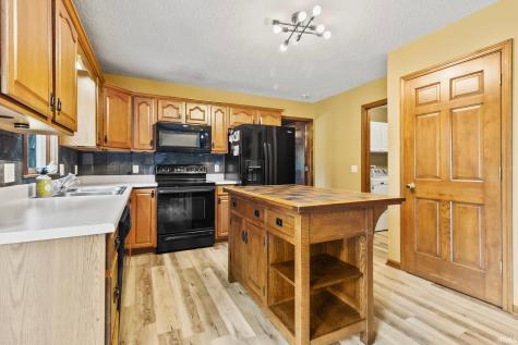 1331 N Finlandia Way Albion IN 46701