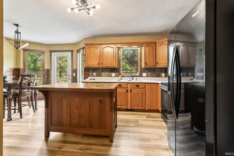 1331 N Finlandia Way Albion IN 46701