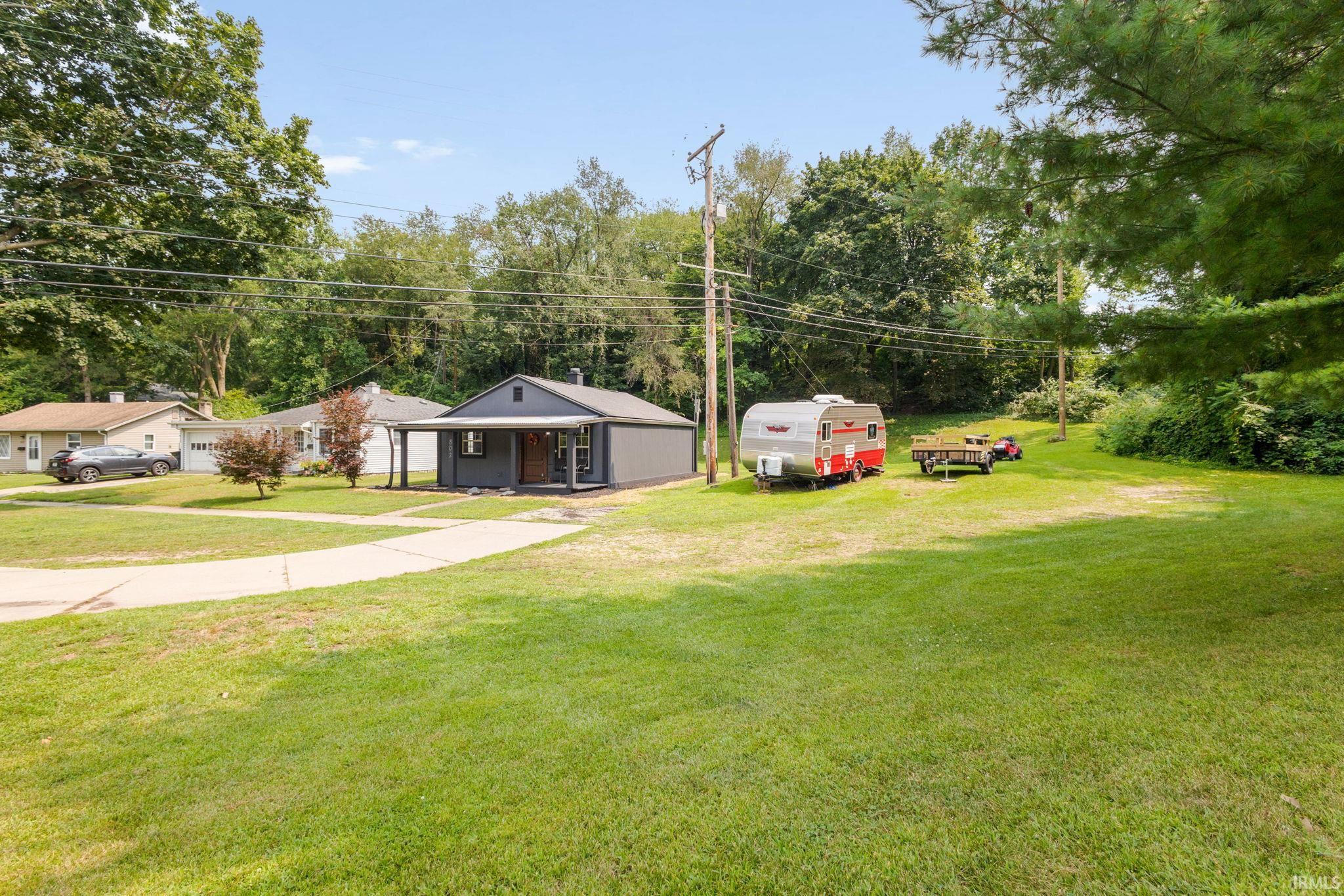802 E Chippewa Avenue South Bend IN 46614