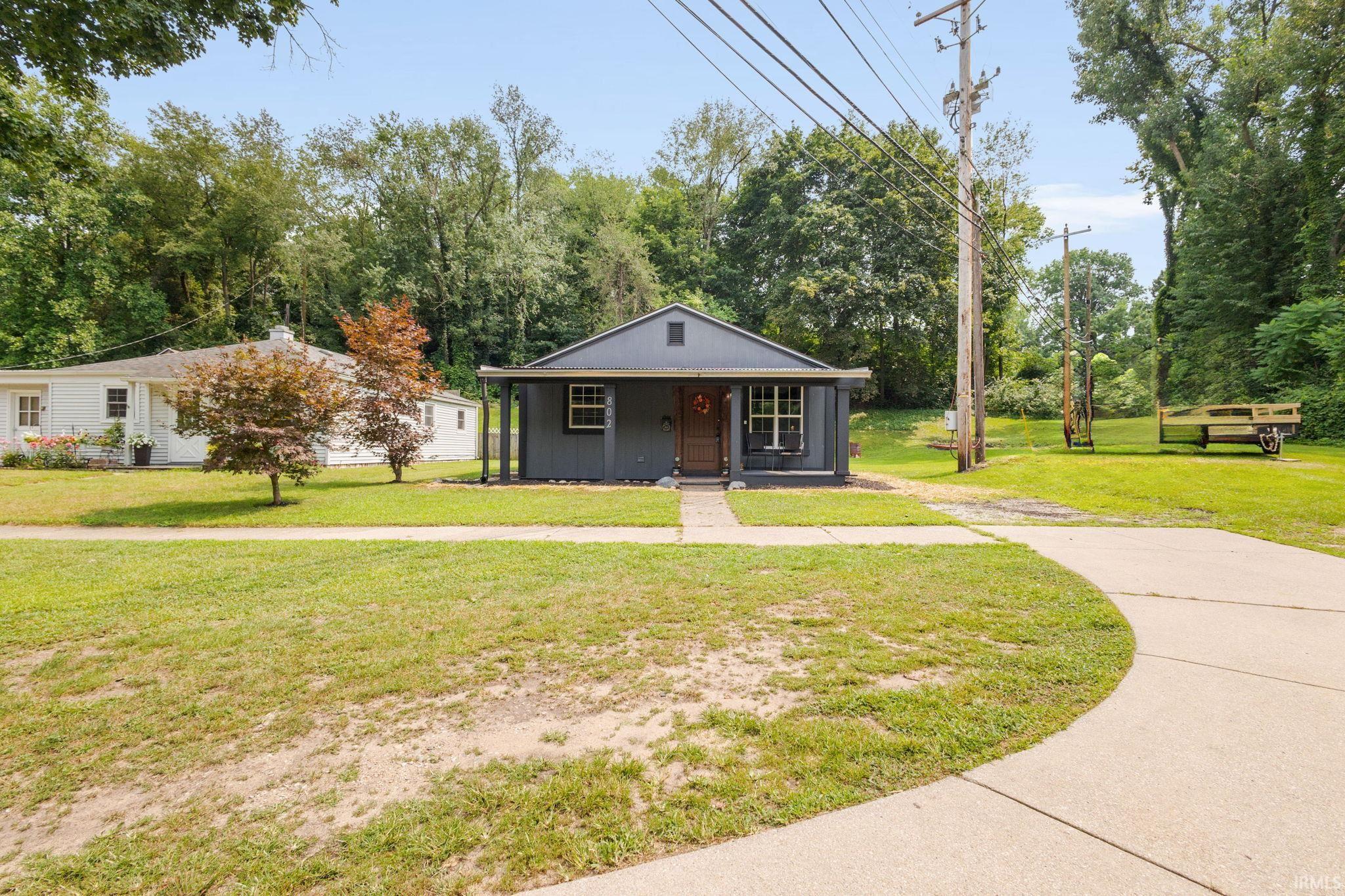802 E Chippewa Avenue South Bend IN 46614