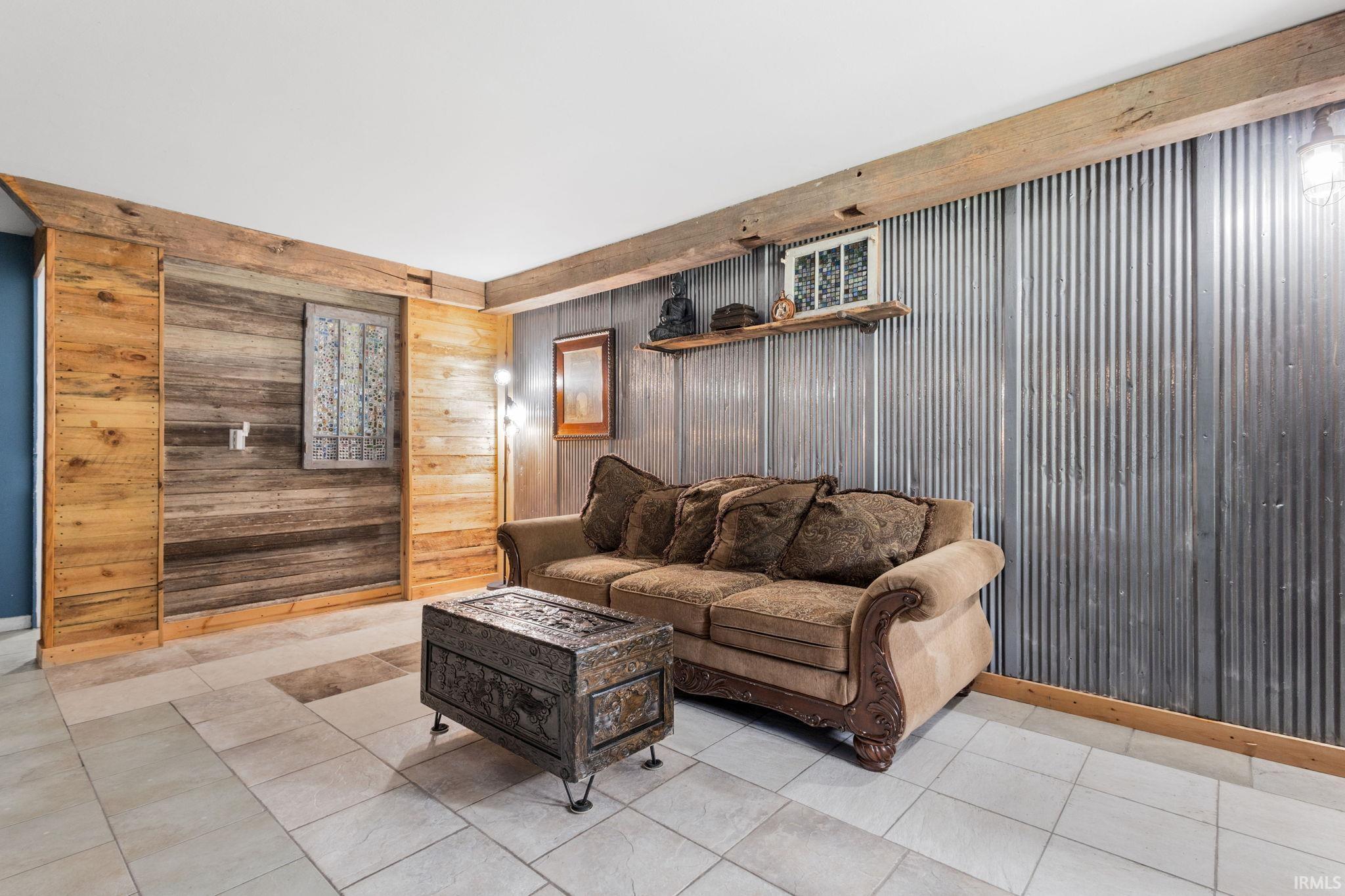 802 E Chippewa Avenue South Bend IN 46614