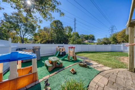8500 Aster Lane Evansville IN 47712
