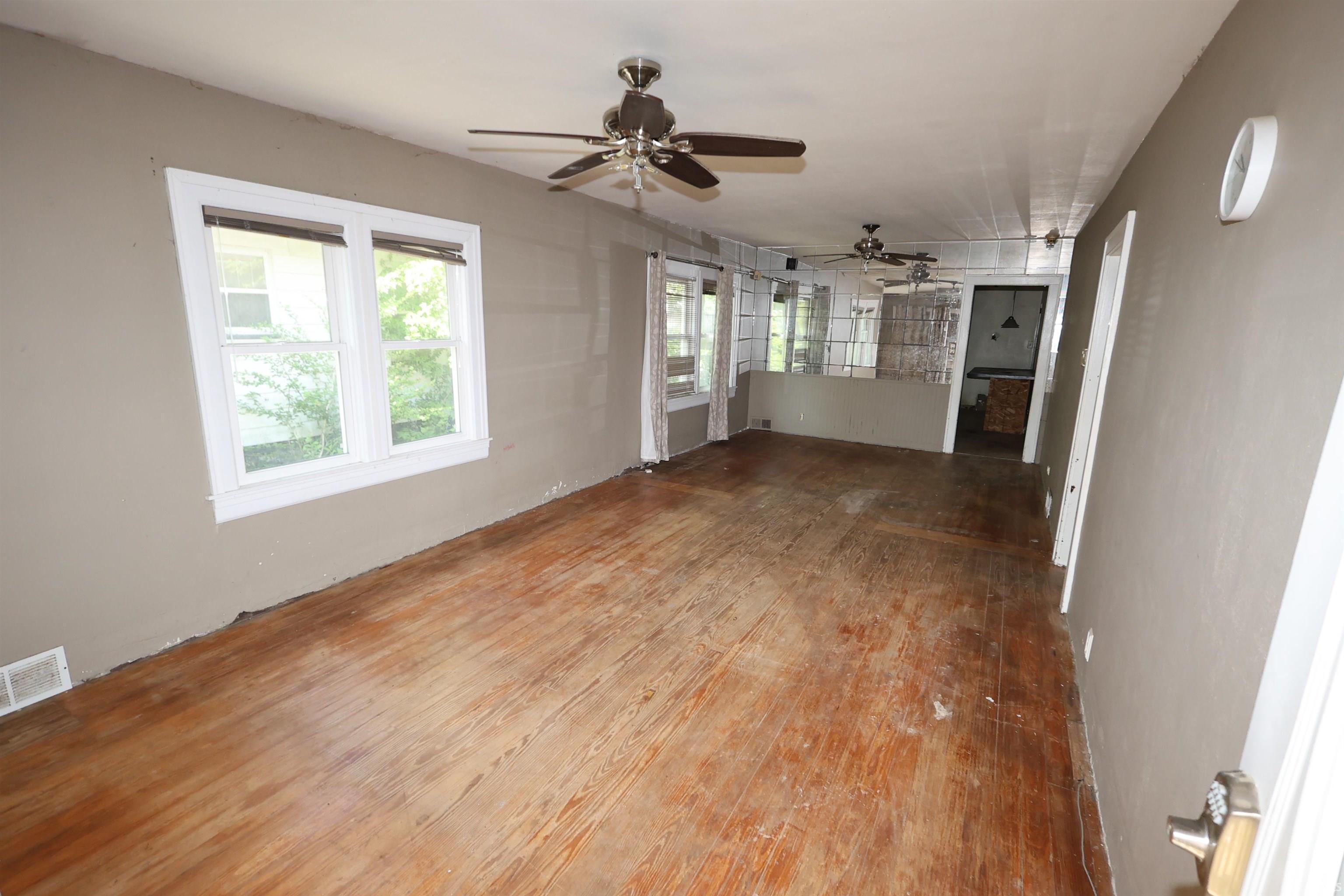 1233 Wilber Street South Bend IN 46628