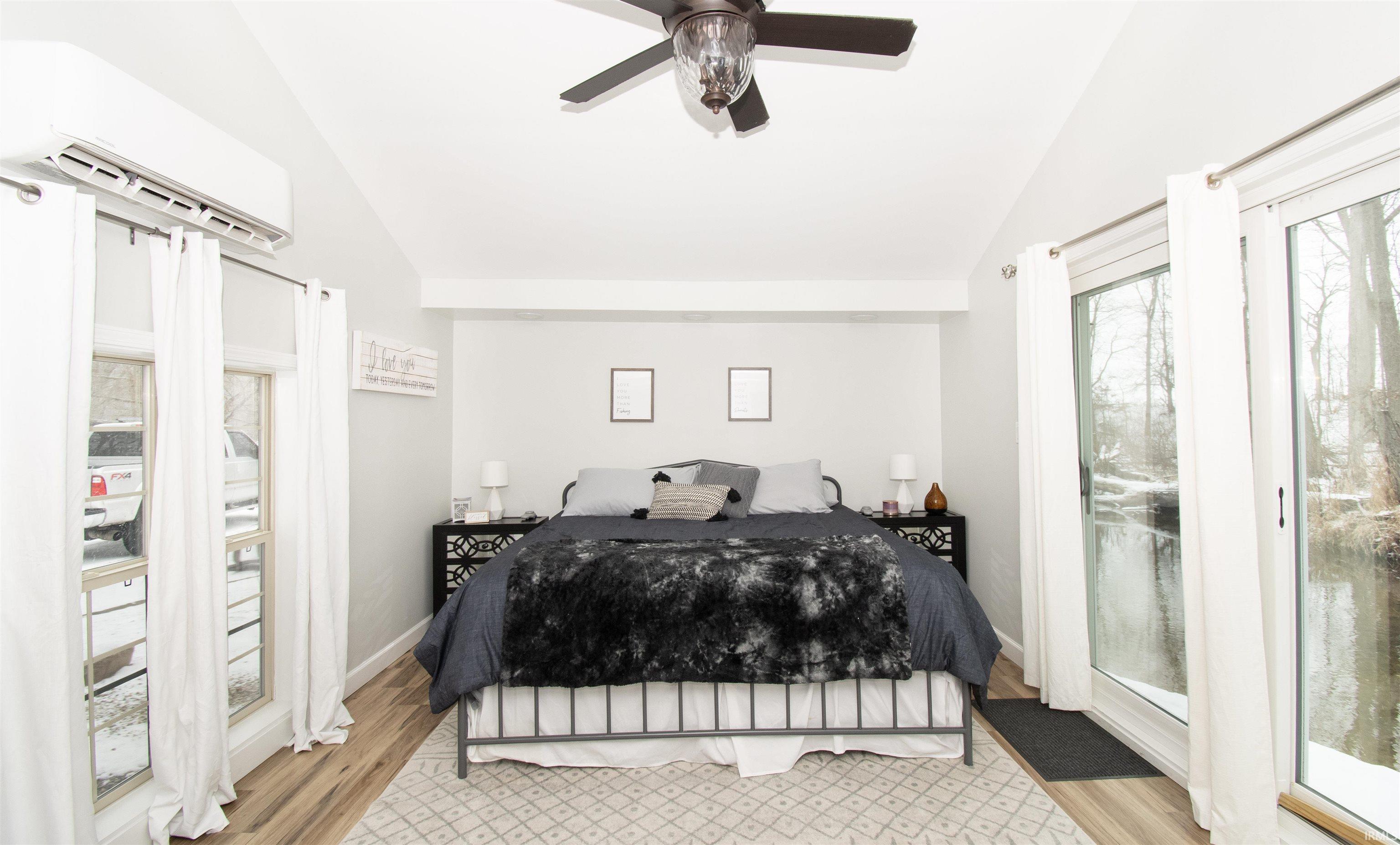 2008 E Riverside Drive Warsaw IN 46582