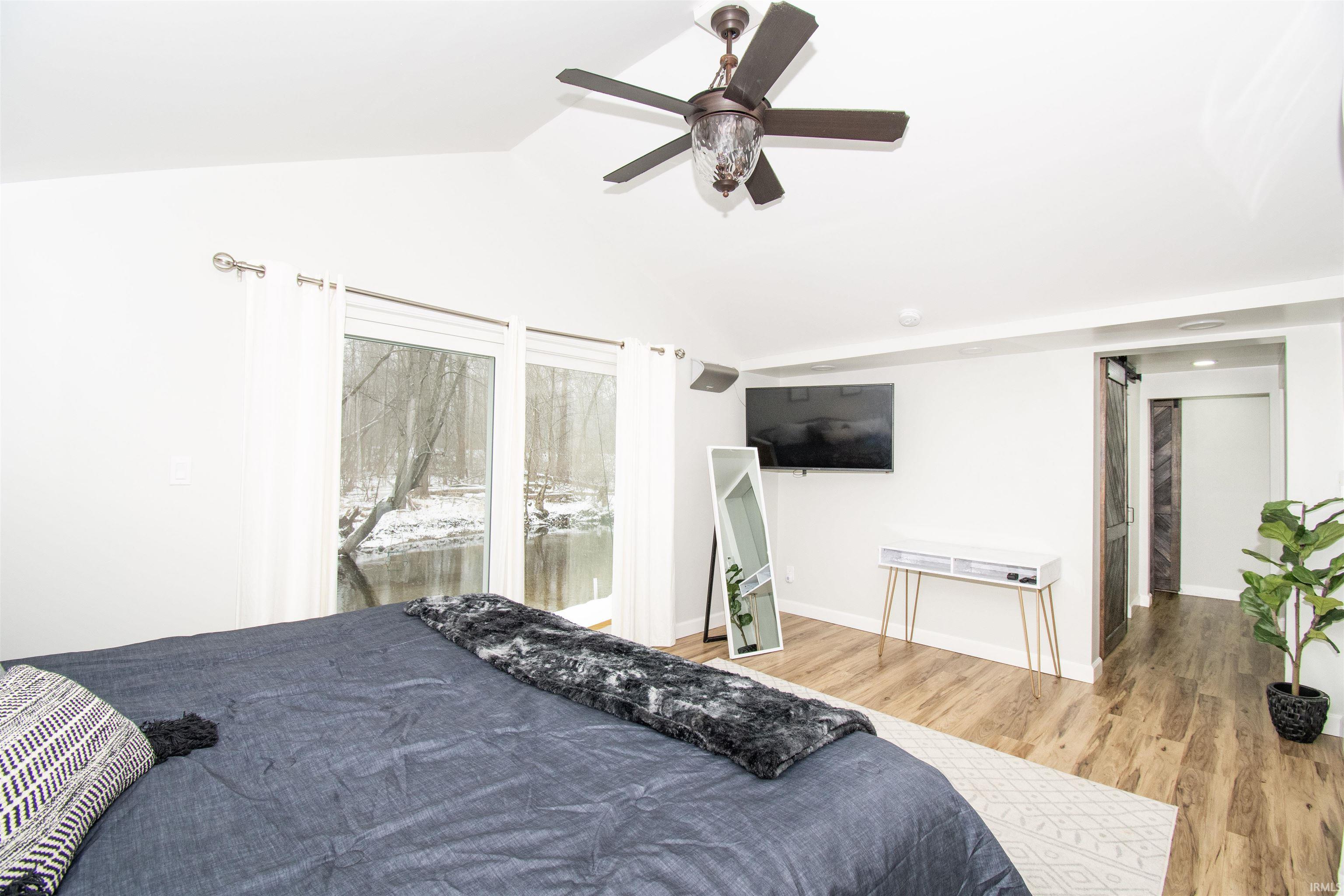 2008 E Riverside Drive Warsaw IN 46582