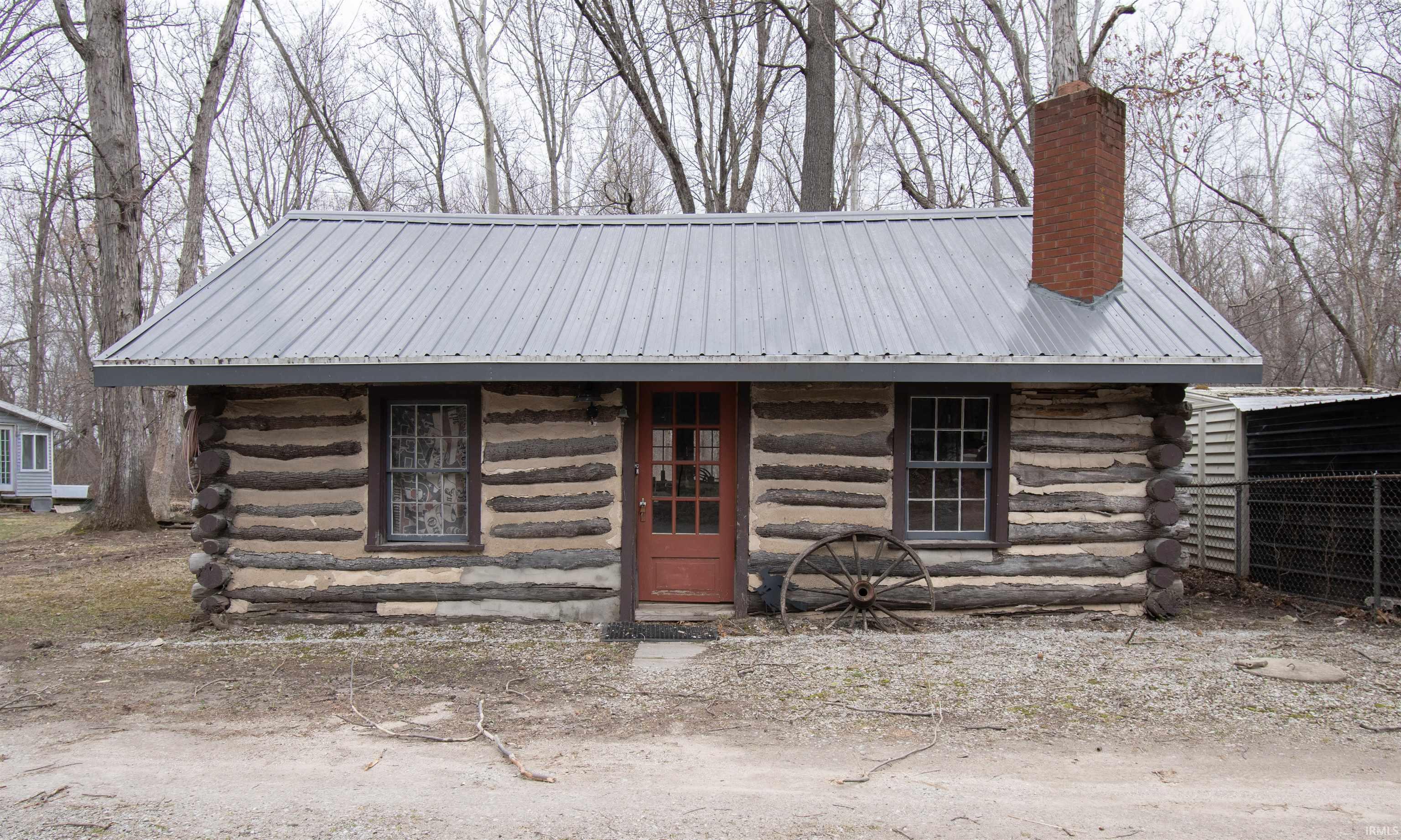 2008 E Riverside Drive Warsaw IN 46582
