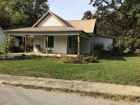 129 N East Street Winamac IN 46996