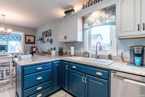 1521 Waynedale Drive Garrett IN 46738