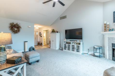 1521 Waynedale Drive Garrett IN 46738