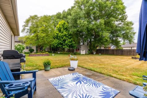 1521 Waynedale Drive Garrett IN 46738