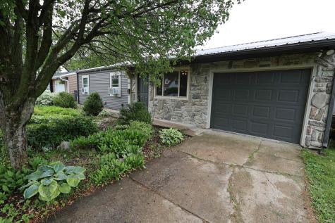 1940 Renfrew Drive South Bend IN 46614