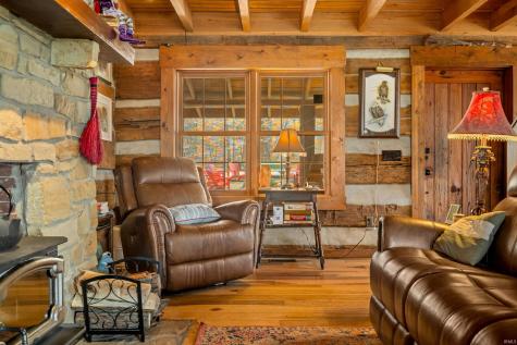 5175 Beanblossom Road Nashville IN 47448