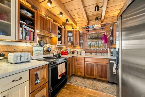 5175 Beanblossom Road Nashville IN 47448