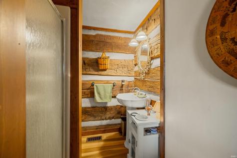 5175 Beanblossom Road Nashville IN 47448
