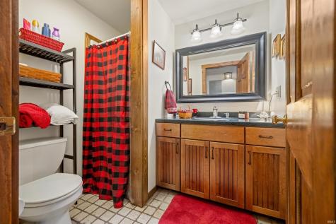 5175 Beanblossom Road Nashville IN 47448