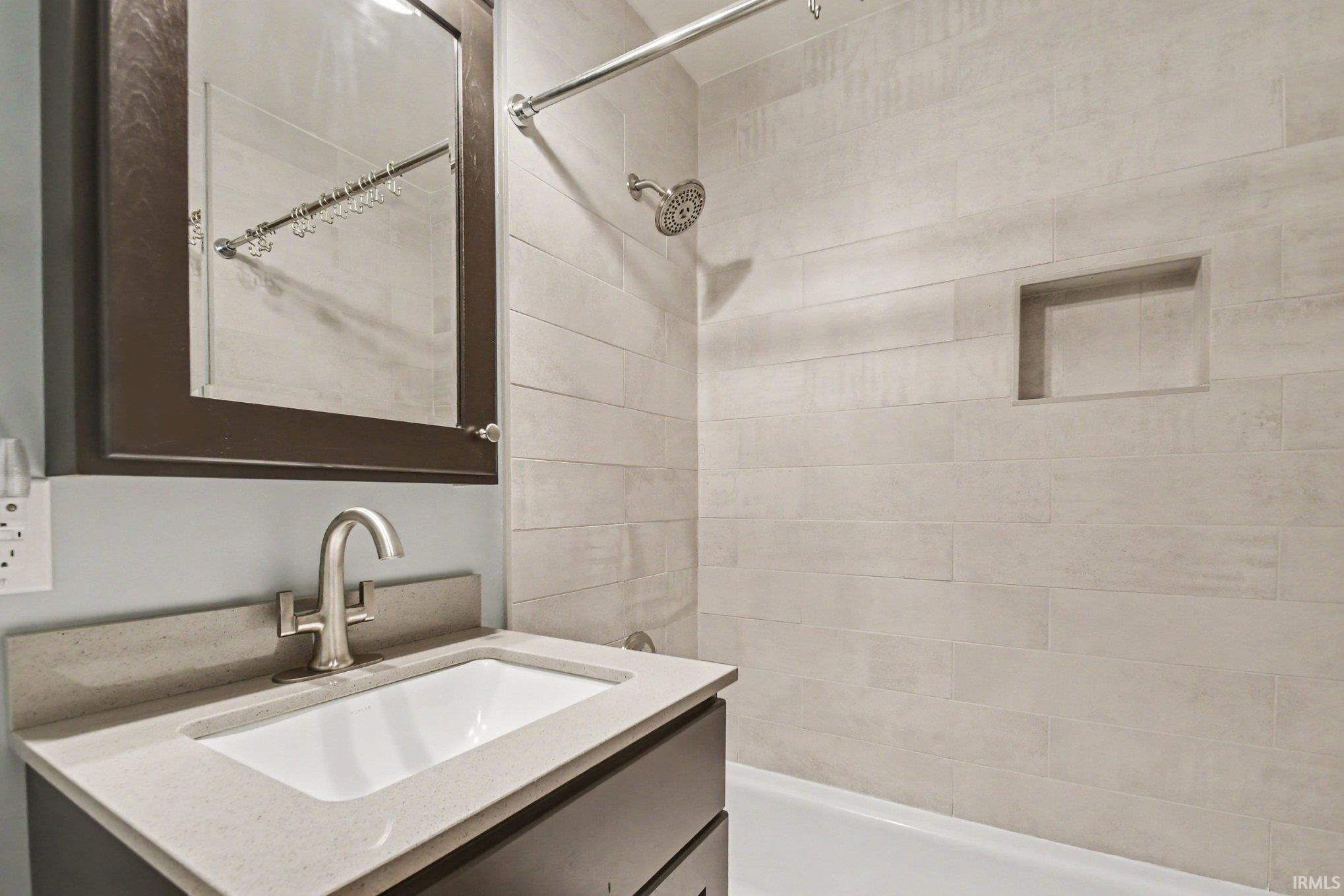 20075 Roosevelt Road South Bend IN 46614