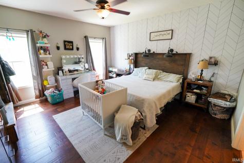 1518 Breezy Creek Drive Evansville IN 47720