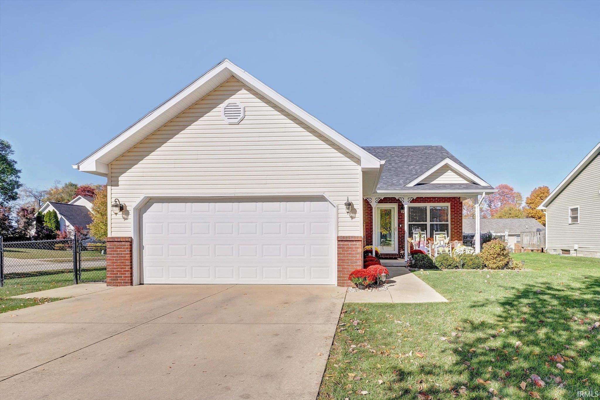 7238 W Crown Circle Bloomington IN 47404