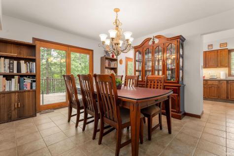 21465 Old Walnut Court South Bend IN 46628