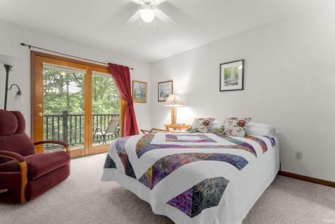 21465 Old Walnut Court South Bend IN 46628