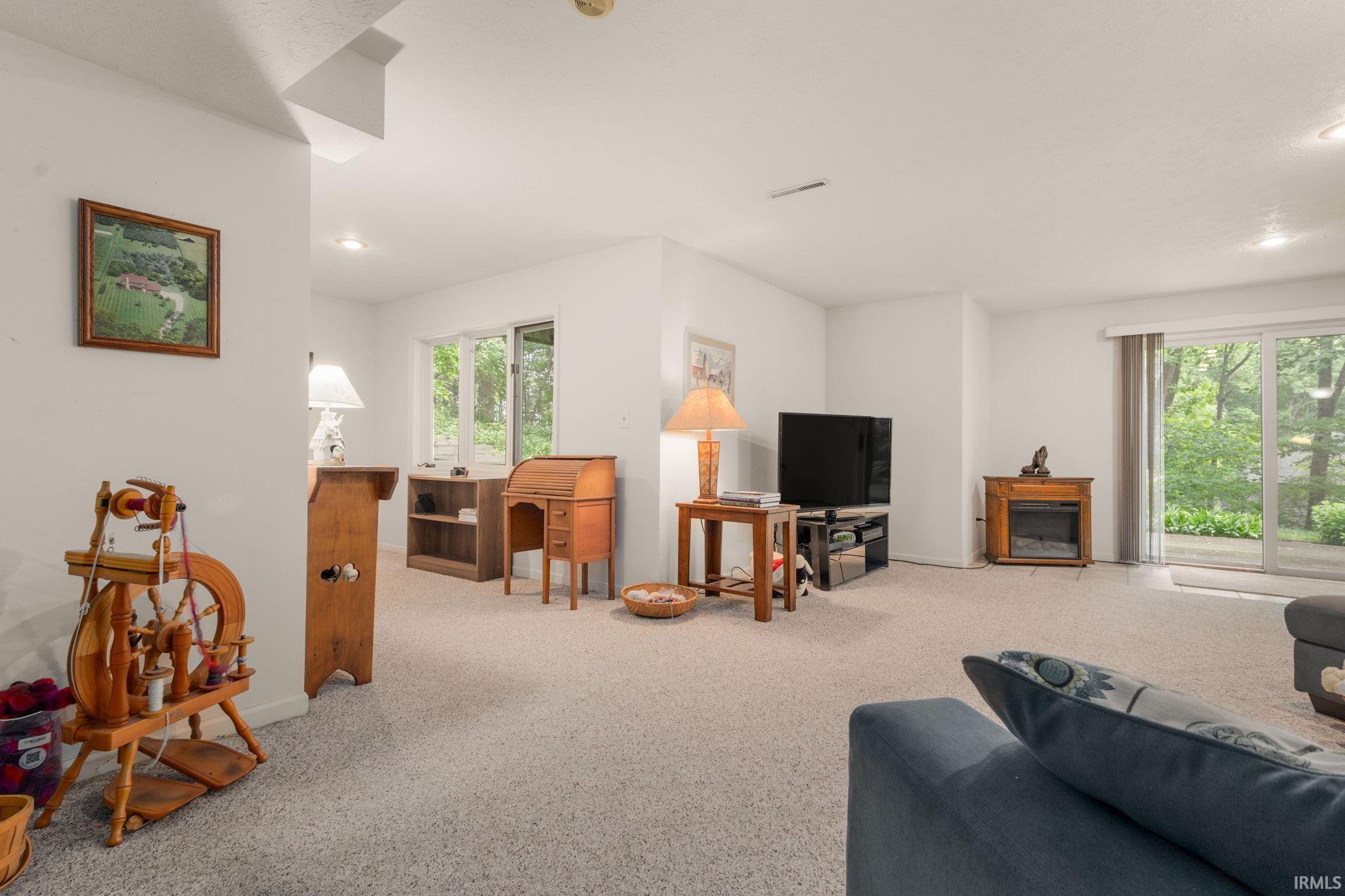 21465 Old Walnut Court South Bend IN 46628