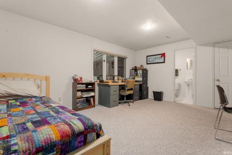 21465 Old Walnut Court South Bend IN 46628