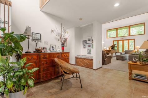 21465 Old Walnut Court South Bend IN 46628
