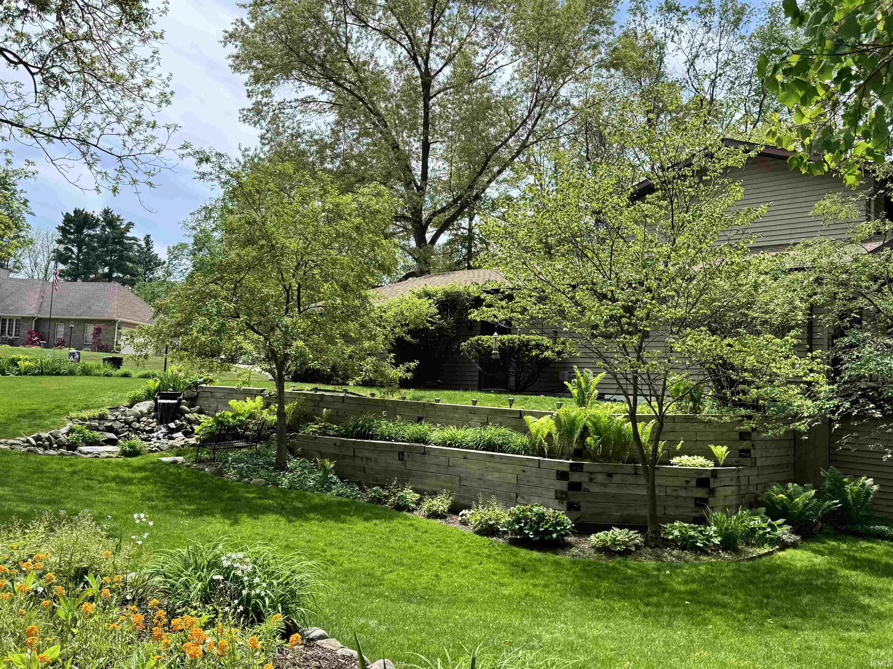 21465 Old Walnut Court South Bend IN 46628