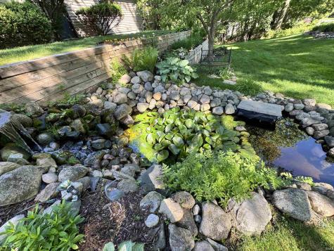 21465 Old Walnut Court South Bend IN 46628
