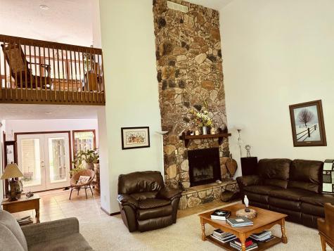 21465 Old Walnut Court South Bend IN 46628
