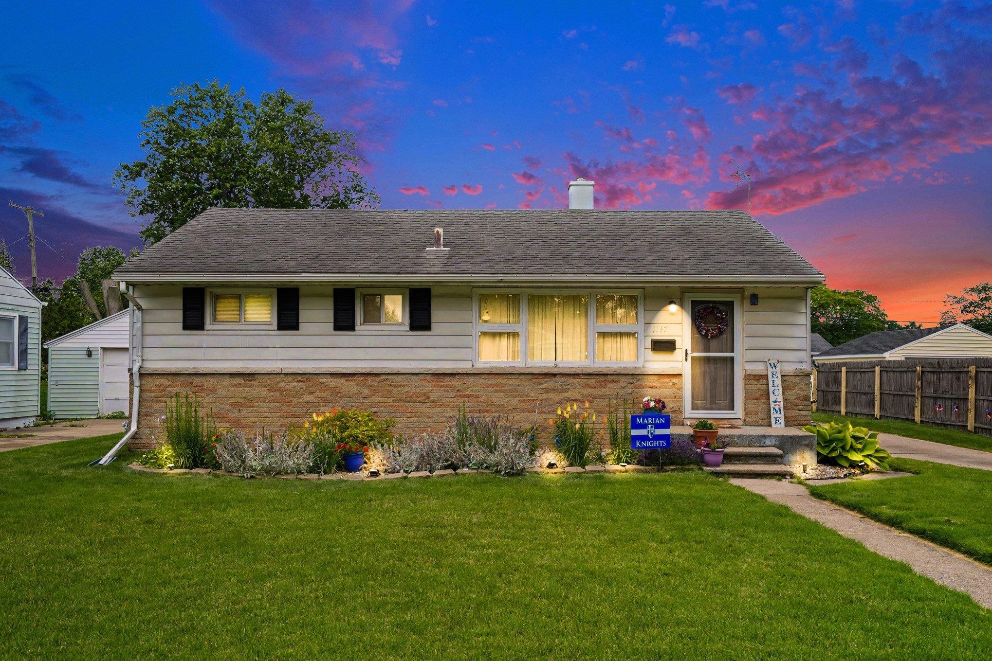 1147 Congress Street South Bend IN 46615