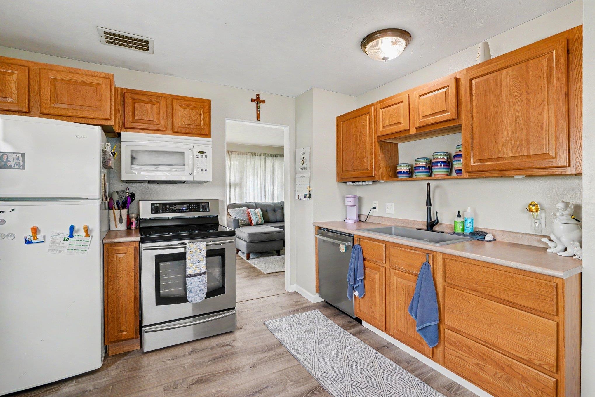 1147 Congress Street South Bend IN 46615