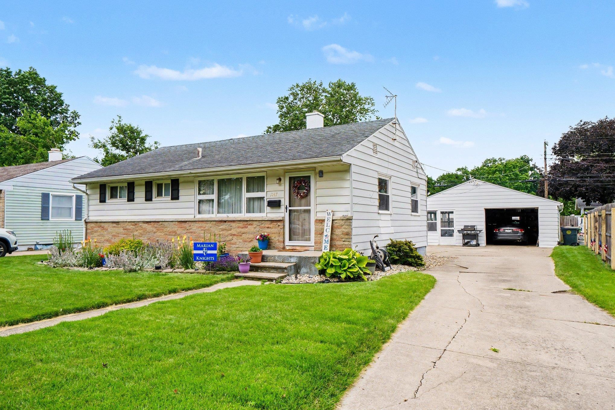 1147 Congress Street South Bend IN 46615