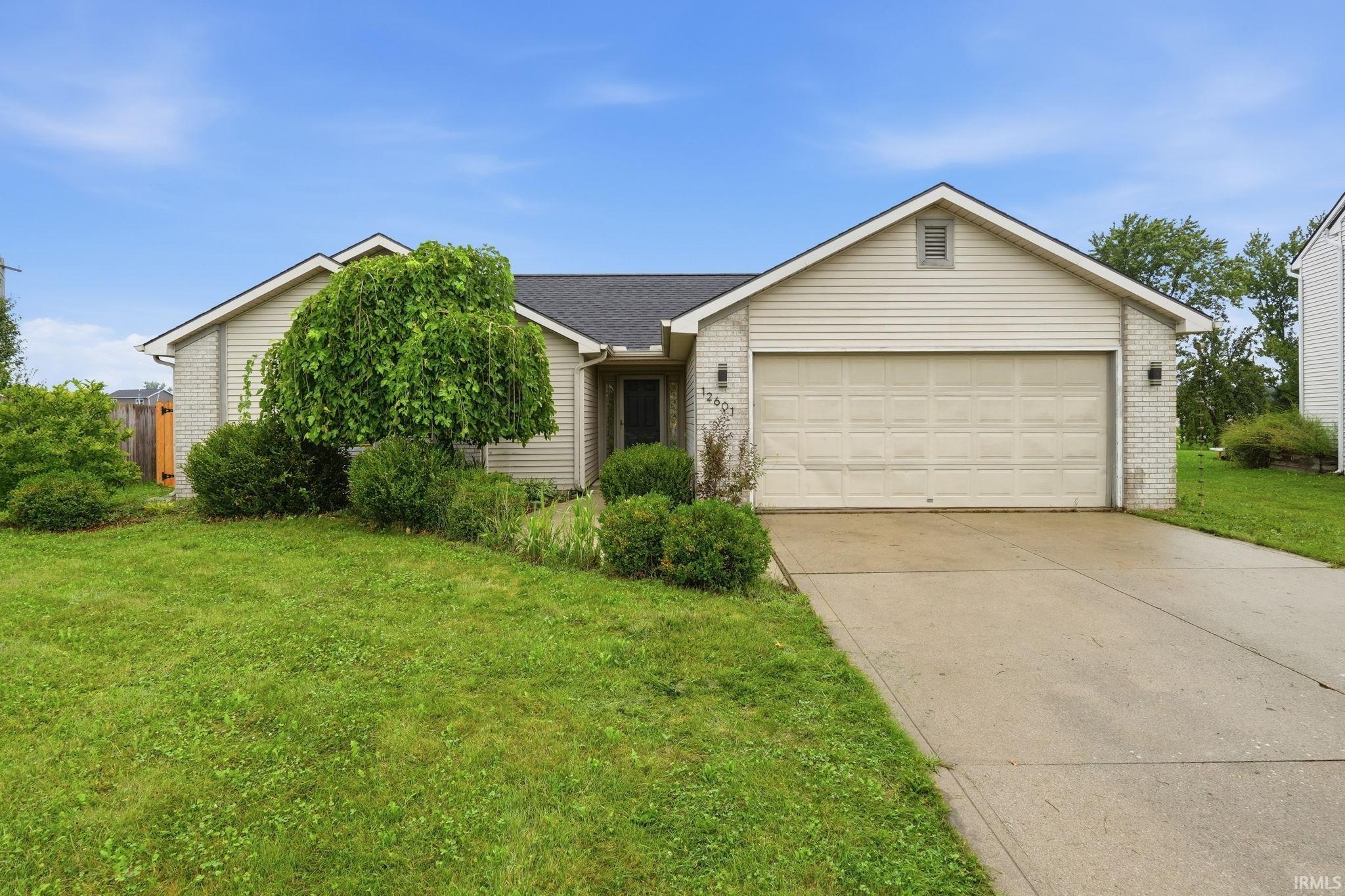 12601 Stoneboro Court Fort Wayne IN 46845