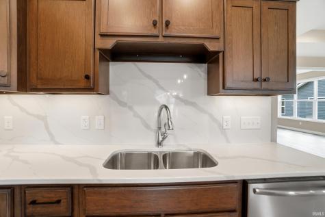 14120 Hughies Cove Fort Wayne IN 46845