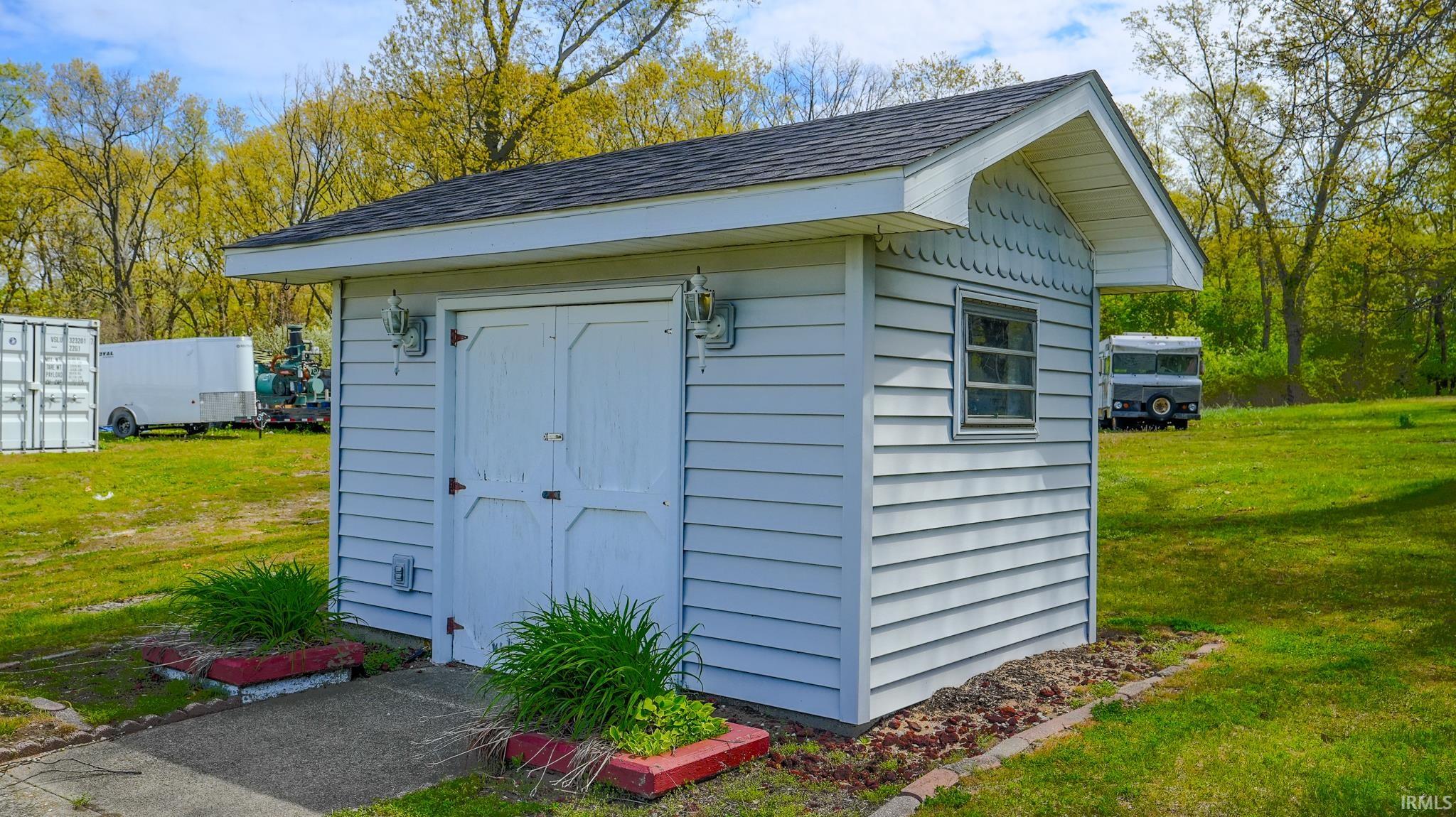 4320 S 350 W North Judson IN 46366