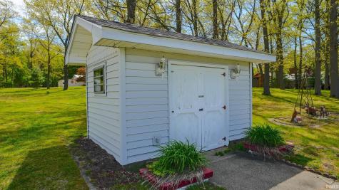 4320 S 350 W North Judson IN 46366