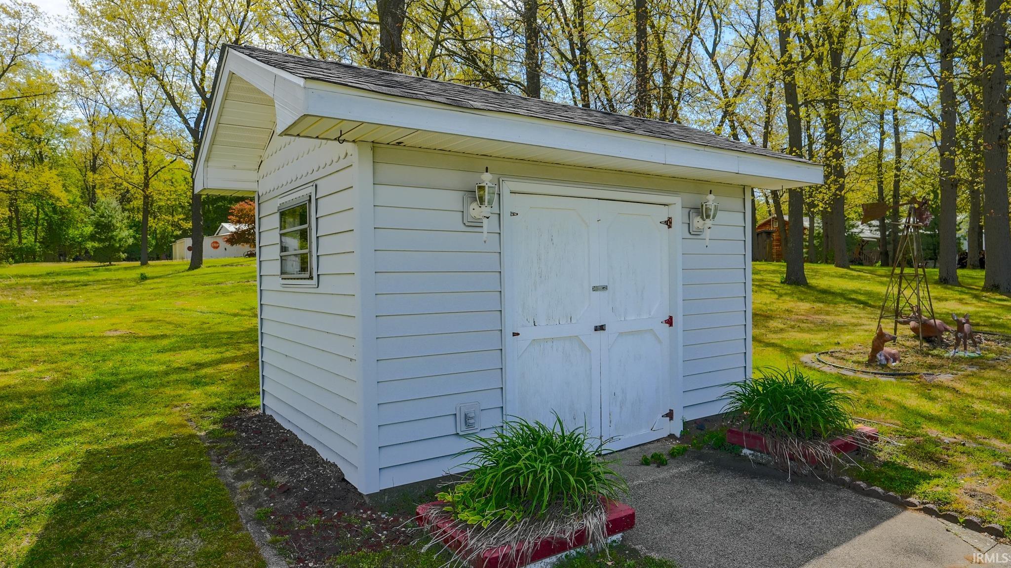 4320 S 350 W North Judson IN 46366
