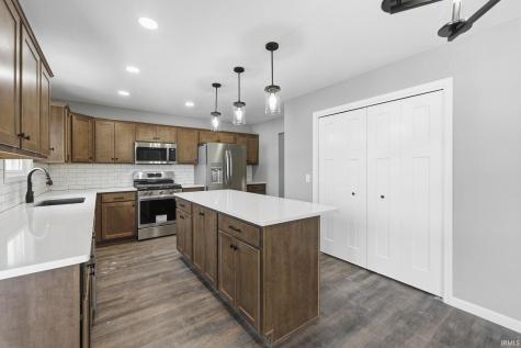 818 Gullet Avenue Garrett IN 46738