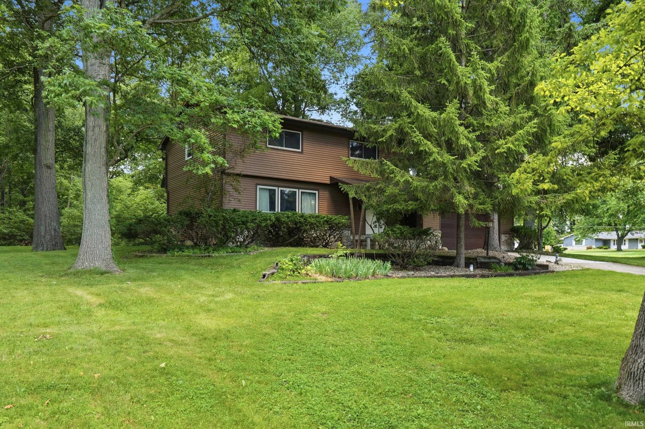 505 Oak Crest Drive Kendallville IN 46755