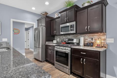 10101 Foxwood Passage Fort Wayne IN 46835
