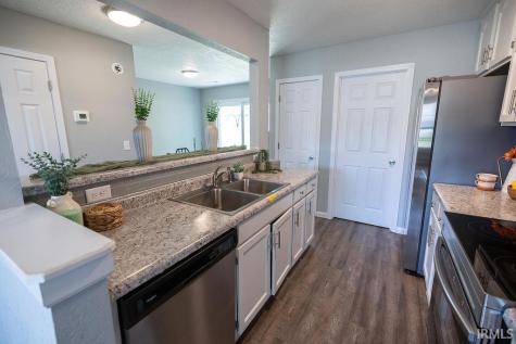 12 Vintage Circle Scottsburg IN 47170
