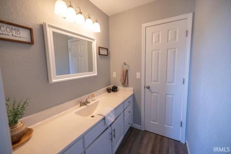 12 Vintage Circle Scottsburg IN 47170